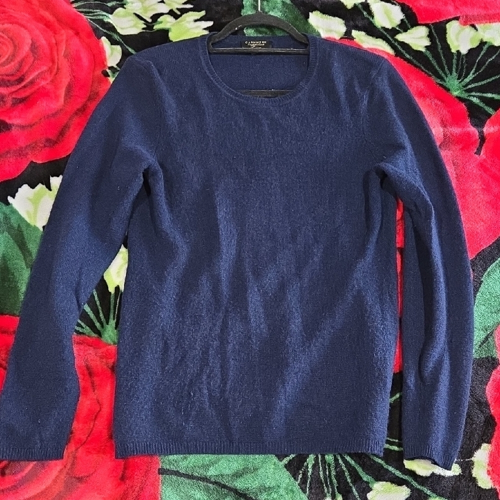 Charter Club Cashmere Sweater in Deep Blue Size Medium